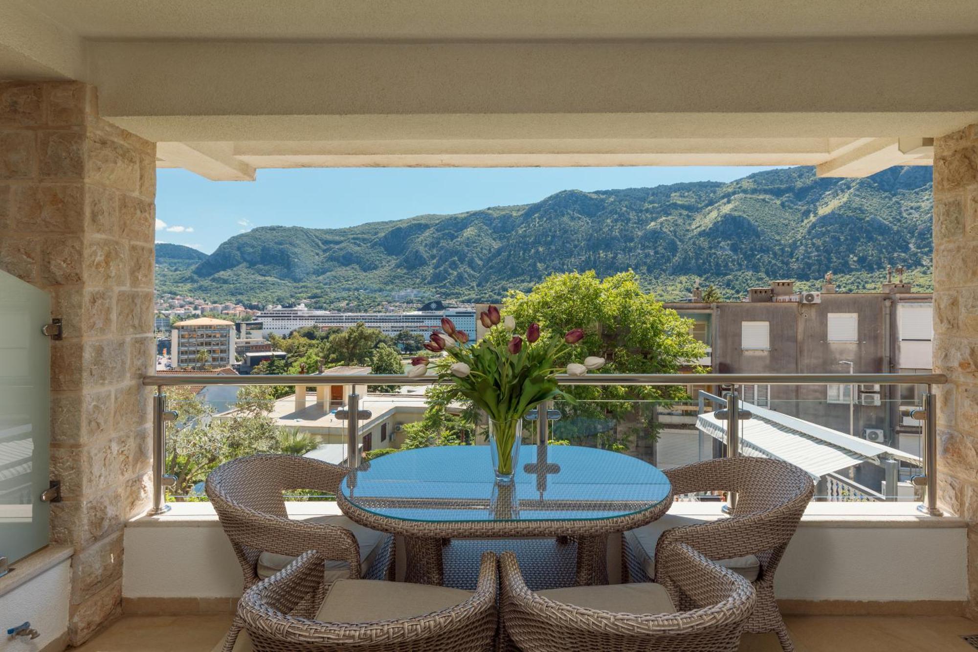 Apartments Los Olivos Kotor Exterior foto