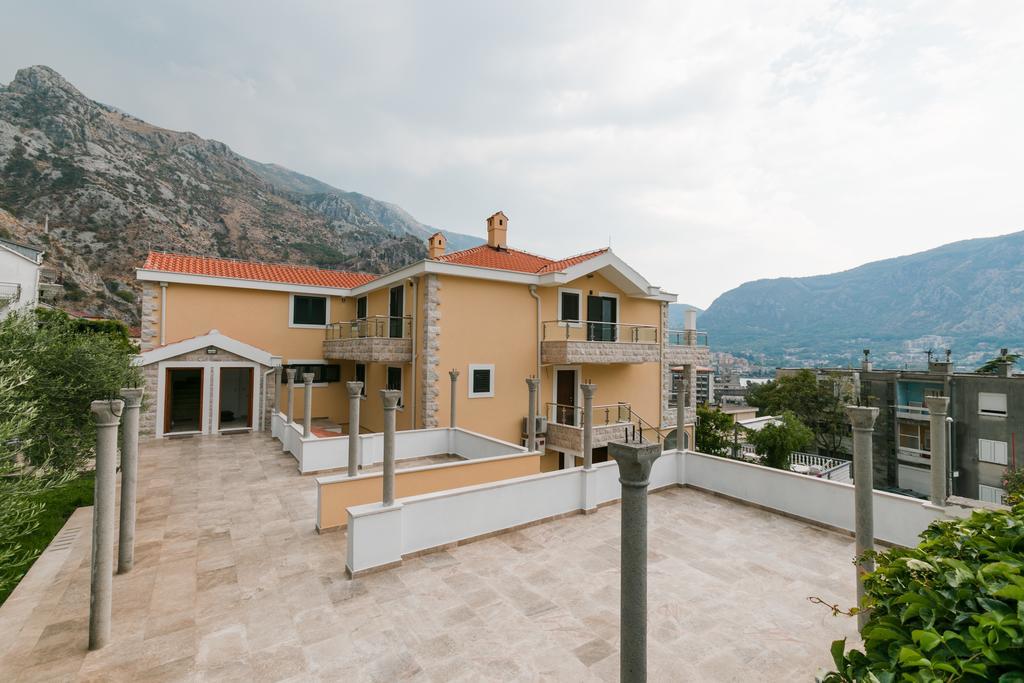 Apartments Los Olivos Kotor Exterior foto